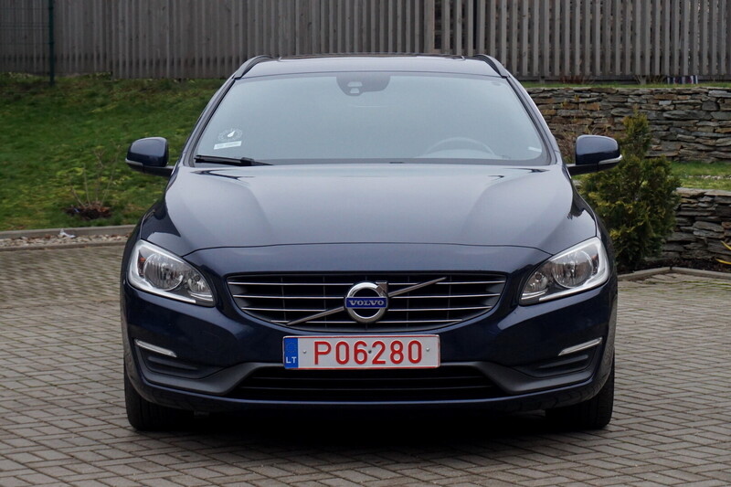 Фотография 7 - Volvo V60 2014 г Универсал