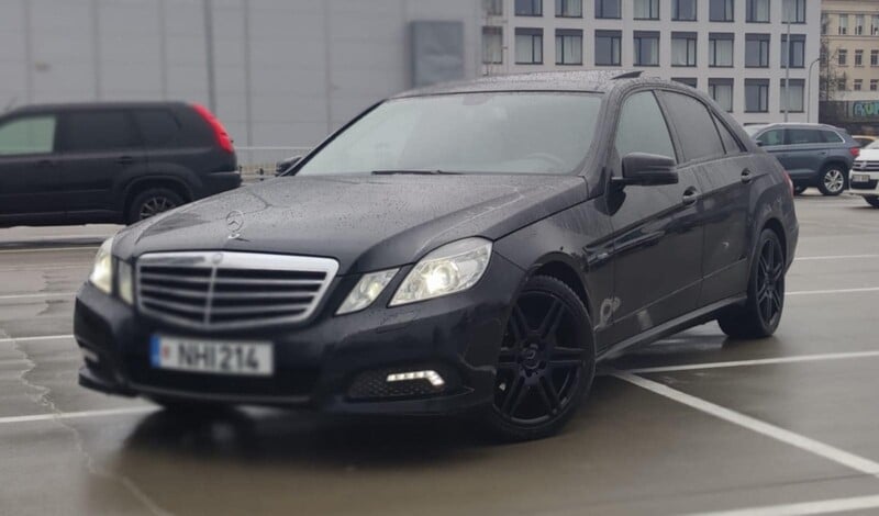 Фотография 1 - Mercedes-Benz E 350 2011 г Седан