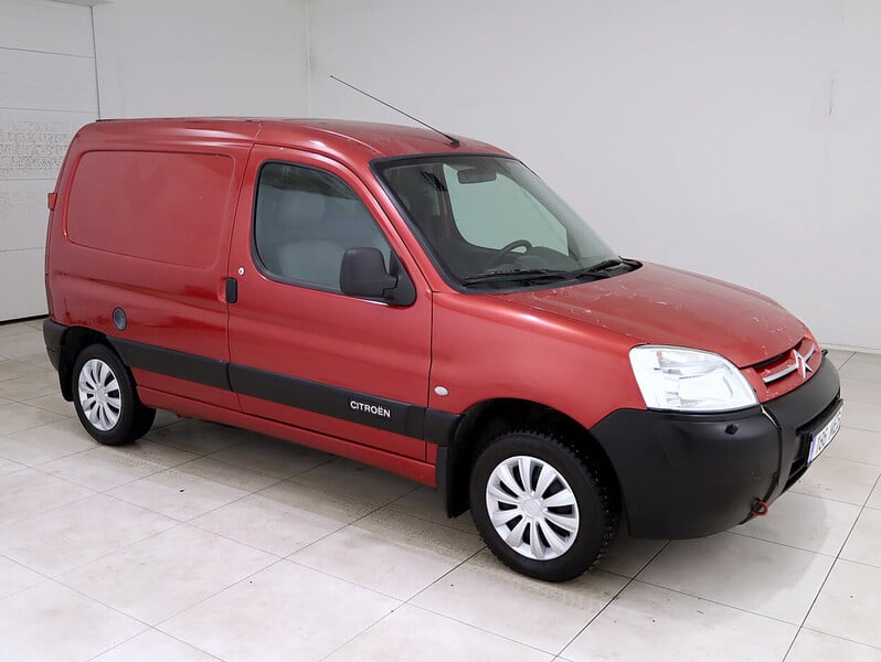 Photo 1 - Citroen Berlingo 2004 y Combi minibus