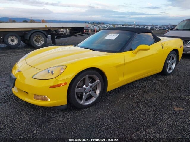 Photo 2 - Chevrolet Corvette 2005 y Convertible