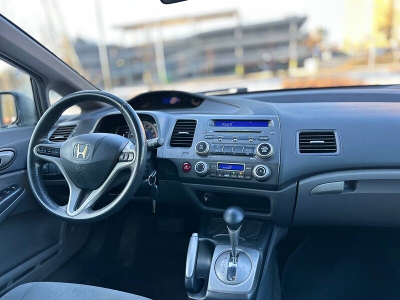 Photo 8 - Honda Civic 2007 y Sedan