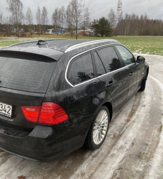 Photo 3 - Bmw 330 2010 y Wagon