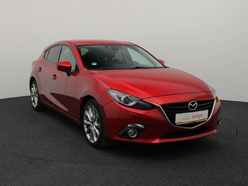 Фотография 10 - Mazda 3 2016 г Хэтчбек