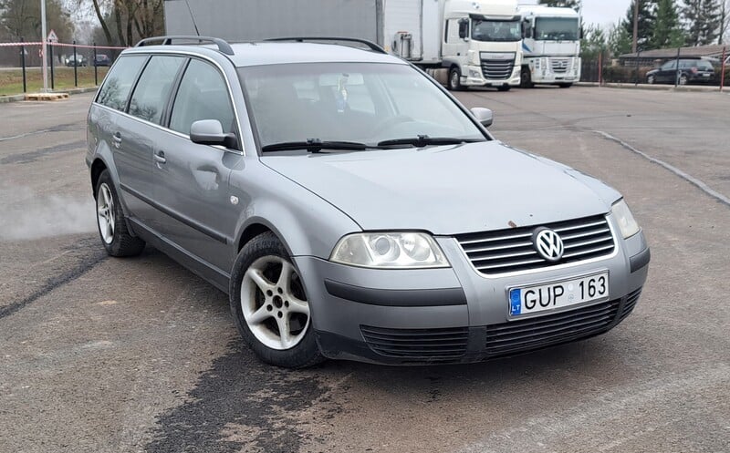 Photo 1 - Volkswagen Passat 2002 y Wagon