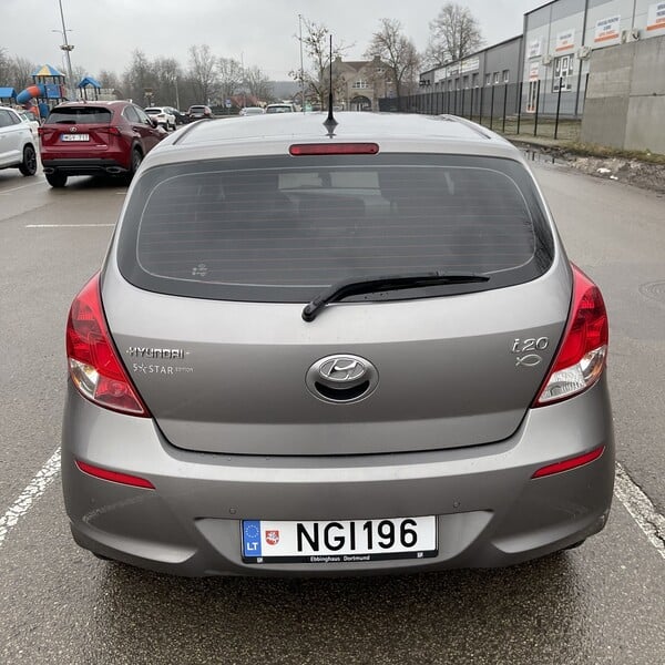 Photo 5 - Hyundai i20 2013 y Hatchback