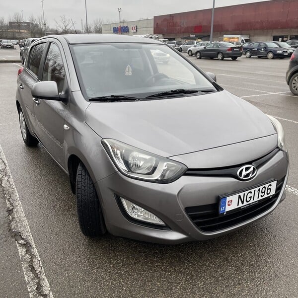 Photo 8 - Hyundai i20 2013 y Hatchback