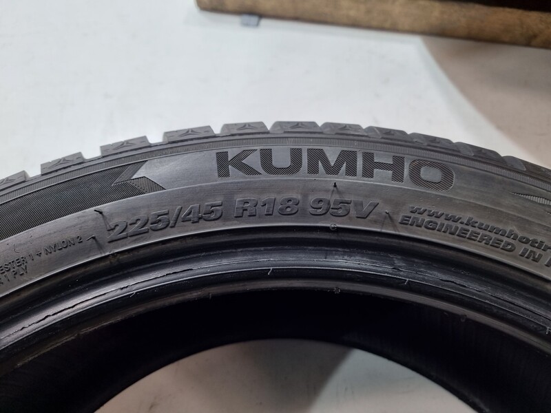 Nuotrauka 12 - Kumho 2023m kaip naujos R18 žieminės padangos lengviesiems