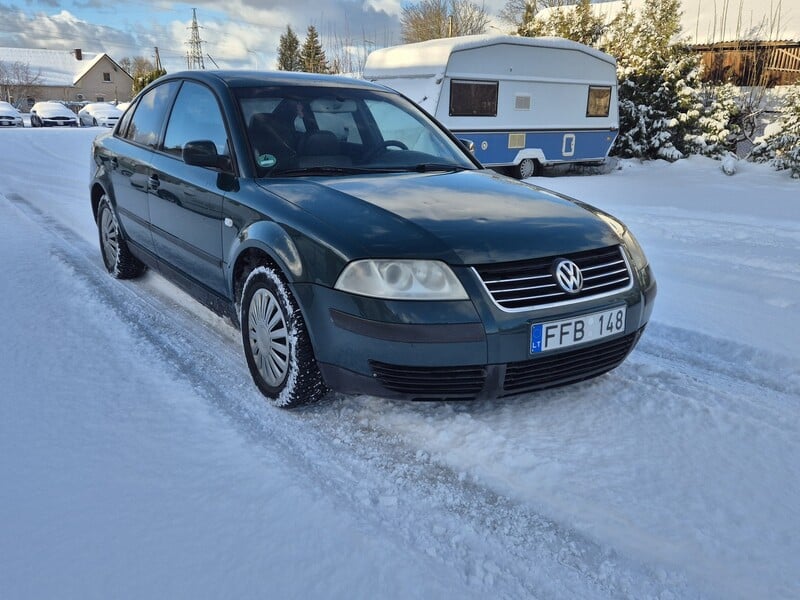 Фотография 3 - Volkswagen Passat 2002 г Седан