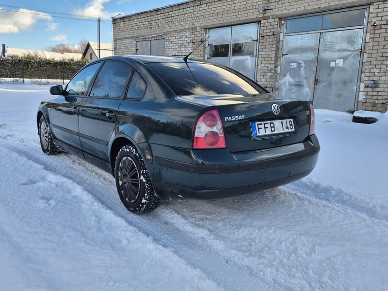 Фотография 9 - Volkswagen Passat 2002 г Седан