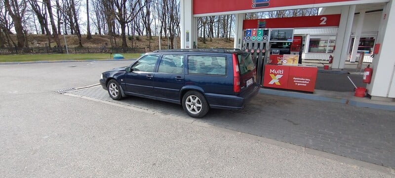 Photo 1 - Volvo V70 2000 y Wagon