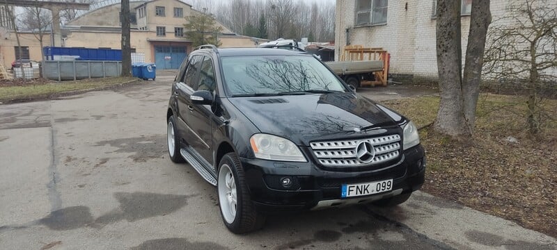 Photo 1 - Mercedes-Benz ML 320 2007 y Off-road / Crossover