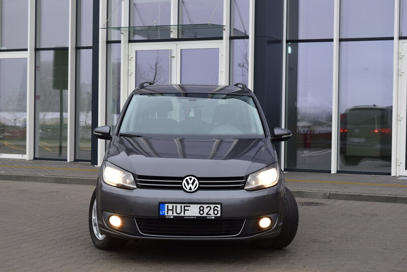 Photo 2 - Volkswagen Touran TDI 2010 y