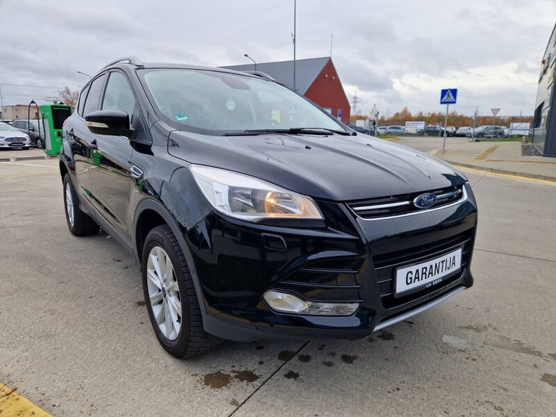 Фотография 1 - Ford Kuga 2015 г Внедорожник / Кроссовер