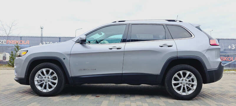 Photo 6 - Jeep Cherokee 2019 y Off-road / Crossover