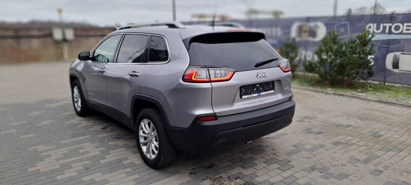 Photo 8 - Jeep Cherokee 2019 y Off-road / Crossover