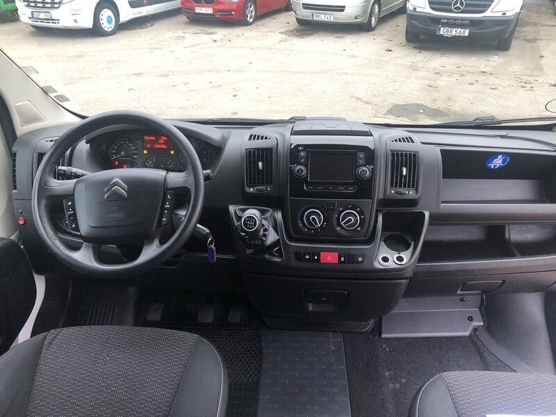 Photo 17 - Citroen Jumper 2016 y Minibus