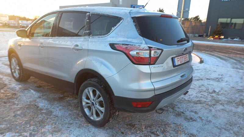 Фотография 3 - Ford Kuga 2017 г Внедорожник / Кроссовер