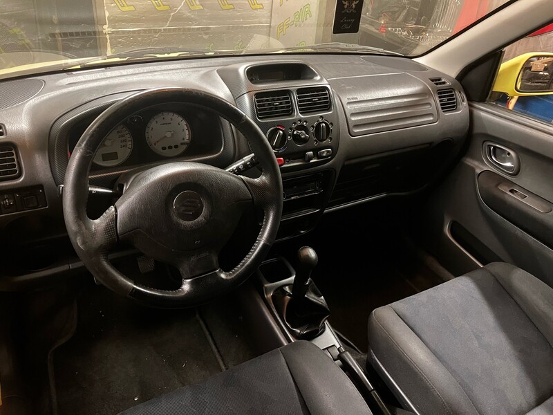 Photo 4 - Suzuki Ignis HT81 2004 y