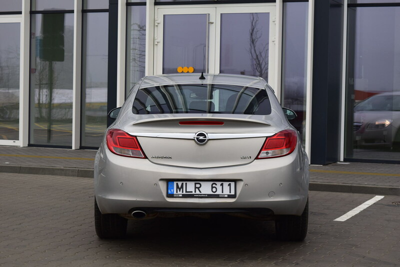 Photo 5 - Opel Insignia 2010 y Sedan