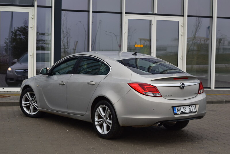 Photo 6 - Opel Insignia 2010 y Sedan