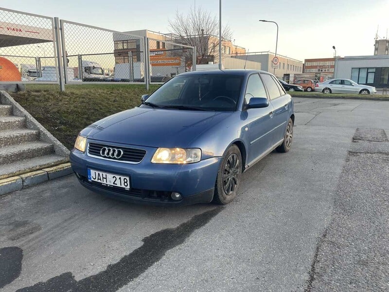 Photo 1 - Audi A3 2002 y Hatchback