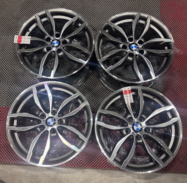 Photo 2 - 100 BMW X4 M40i X4 light alloy R19 rims