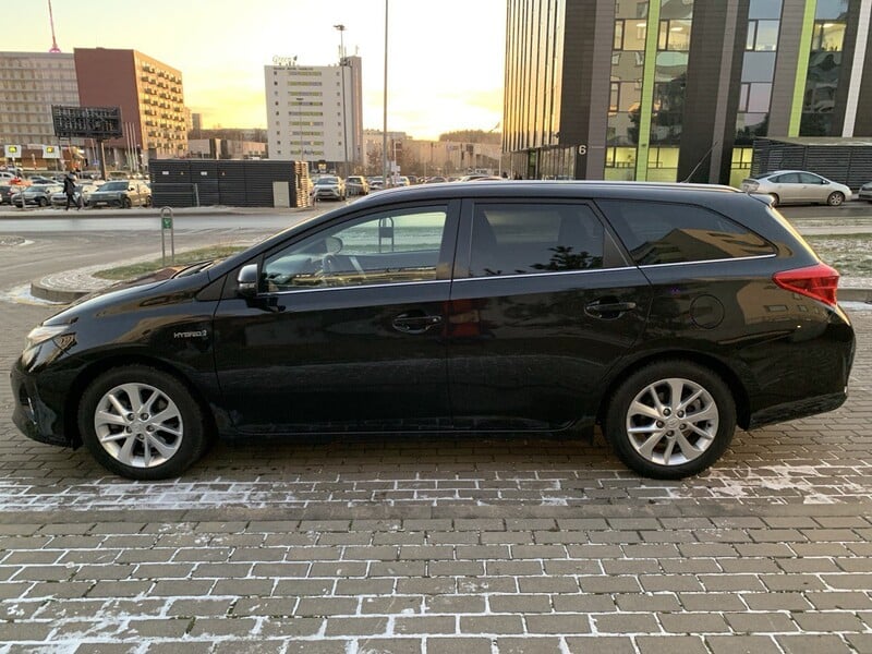 Фотография 8 - Toyota Auris 2014 г Универсал