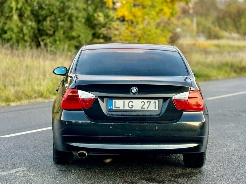 Photo 1 - Bmw 318 2006 y Sedan