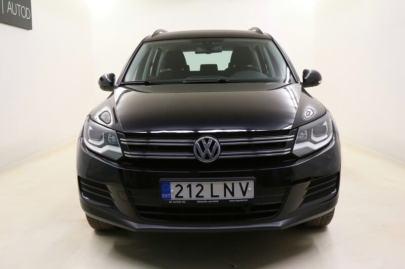 Photo 3 - Volkswagen Tiguan 2011 y Off-road / Crossover