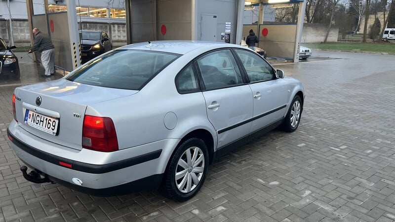 Photo 4 - Volkswagen Passat 1999 y Sedan