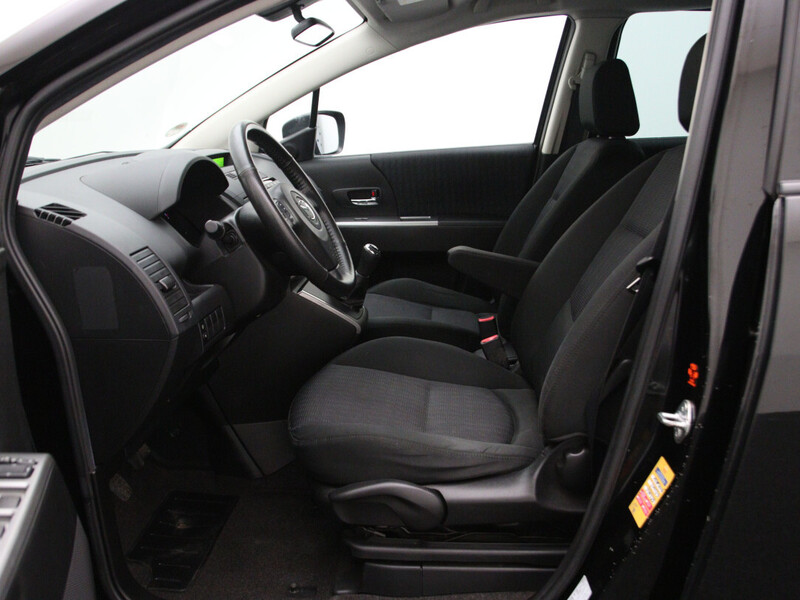 Photo 4 - Mazda 5 2010 y Van