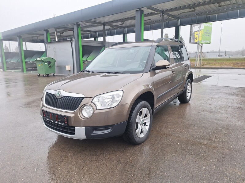 Фотография 2 - Skoda Yeti 2010 г Внедорожник / Кроссовер