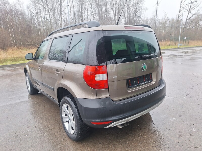 Фотография 3 - Skoda Yeti 2010 г Внедорожник / Кроссовер