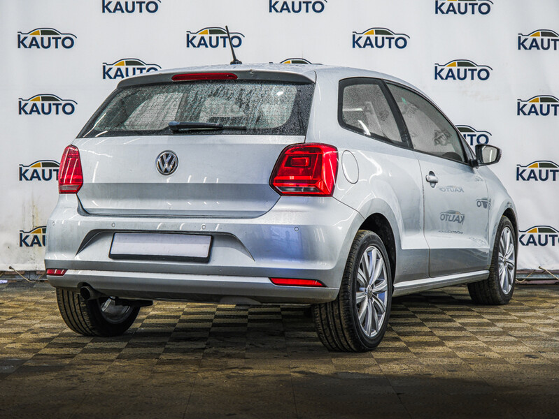 Photo 4 - Volkswagen Polo 2014 y Hatchback