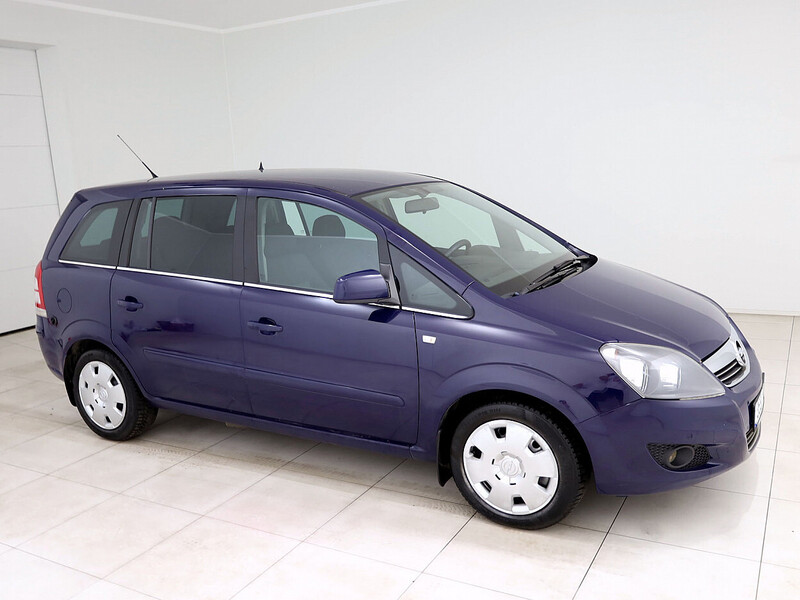 Photo 1 - Opel Zafira 2011 y Van