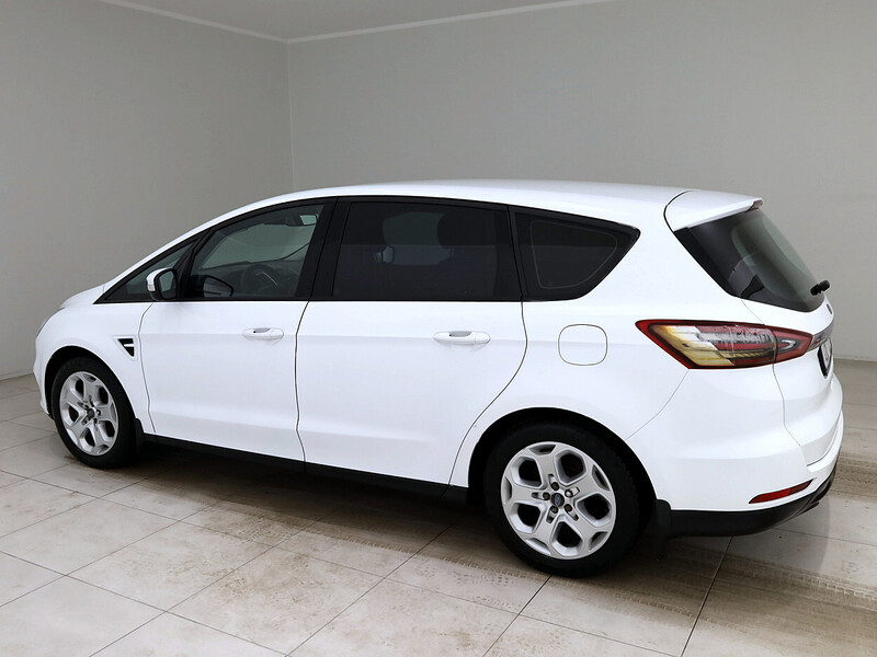 Photo 4 - Ford S-Max 2015 y Van