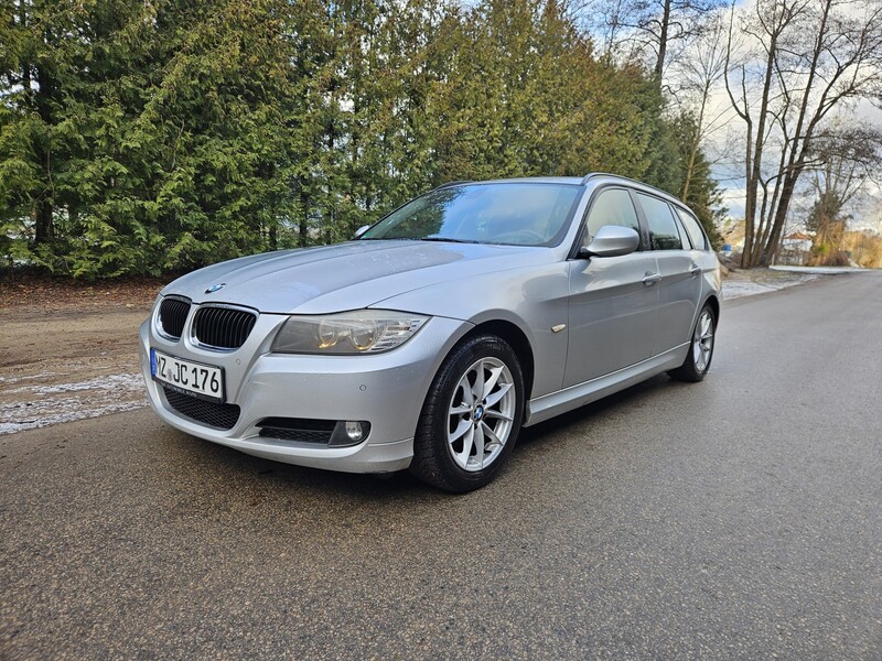 Nuotrauka 15 - Bmw 318 2010 m Universalas