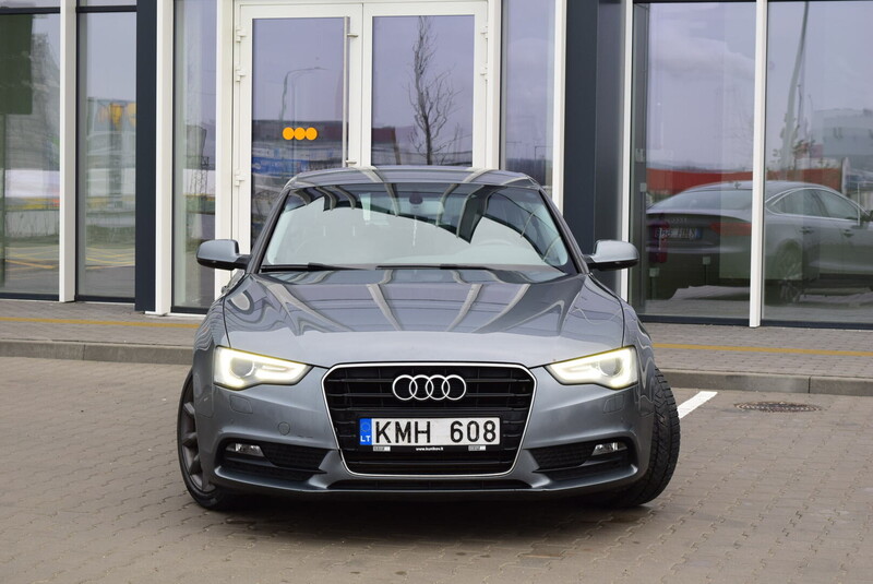 Photo 2 - Audi A5 Sportback 2013 y Sedan