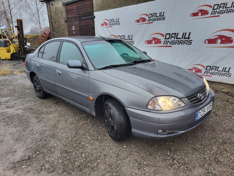 Nuotrauka 1 - Toyota Avensis 2002 m dalys