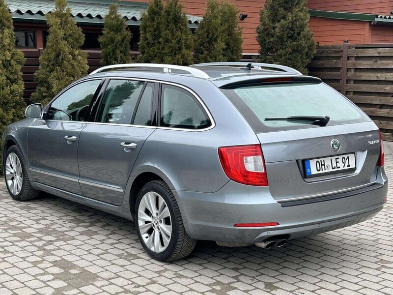 Nuotrauka 8 - Skoda Superb 2011 m Universalas