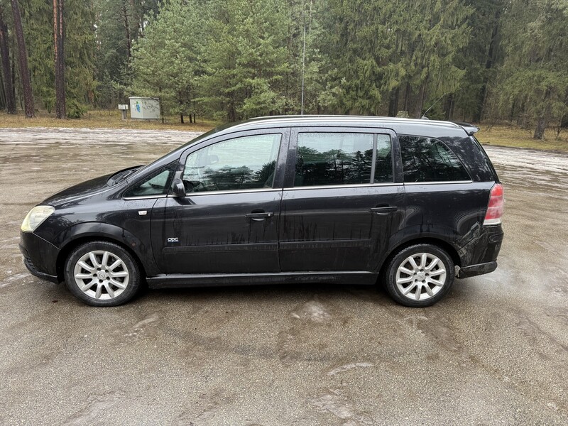 Nuotrauka 11 - Opel Zafira B 2008 m dalys