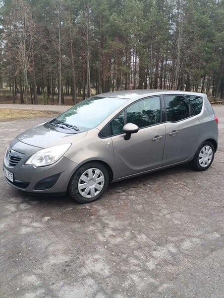 Фотография 1 - Opel Meriva 2012 г Минивэн