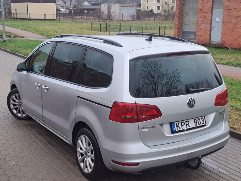 Фотография 8 - Volkswagen Sharan 2011 г Минивэн