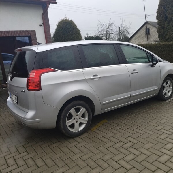 Photo 7 - Peugeot 5008 2013 y Van