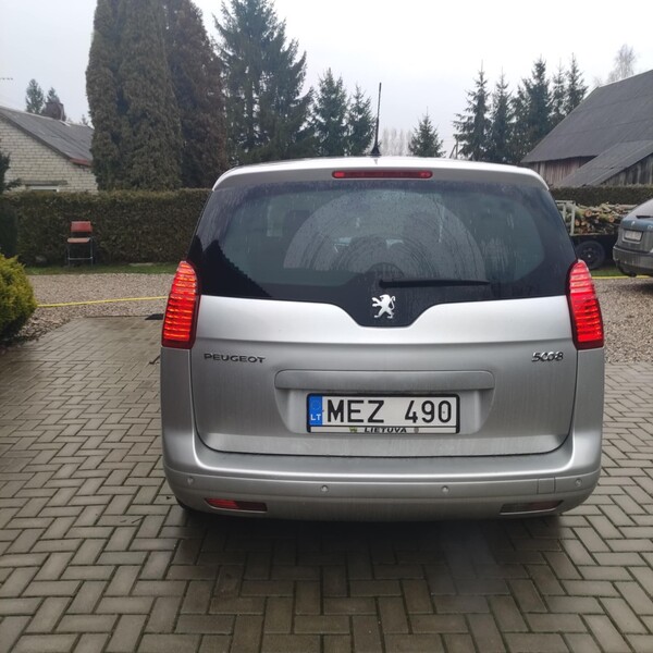 Photo 5 - Peugeot 5008 2013 y Van