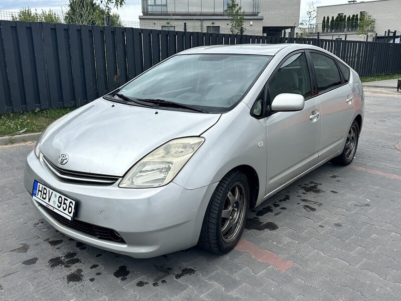 Nuotrauka 1 - Toyota Prius 2005 m Hečbekas