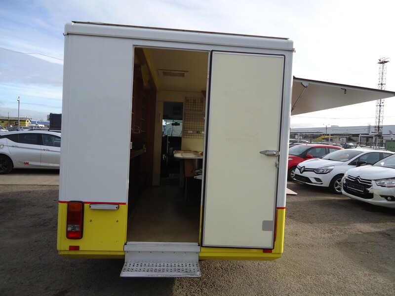 Photo 11 - Renault Master 2009 y Commercial auto (with box)