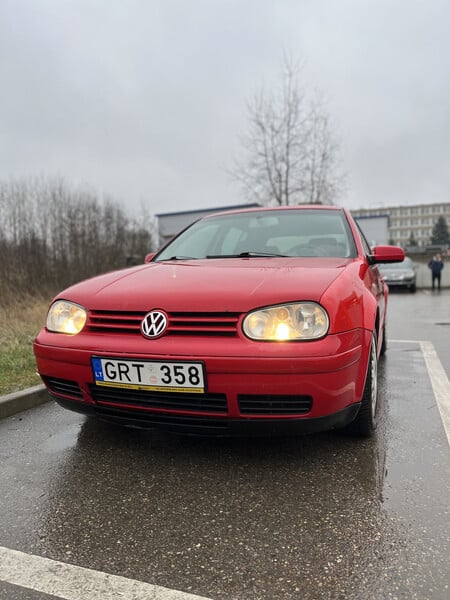 Nuotrauka 1 - Volkswagen Golf 2002 m Hečbekas