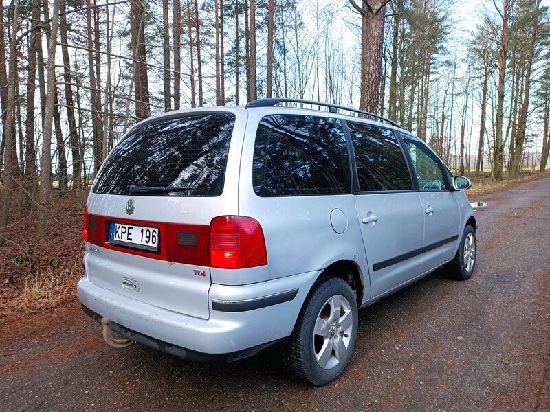 Photo 3 - Volkswagen Sharan 2002 y Van