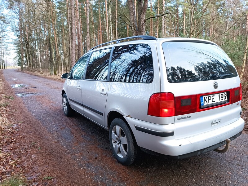 Photo 4 - Volkswagen Sharan 2002 y Van